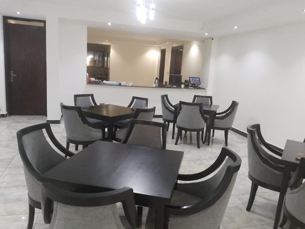 Water Pavilion Hotel Keroka Екстер'єр фото