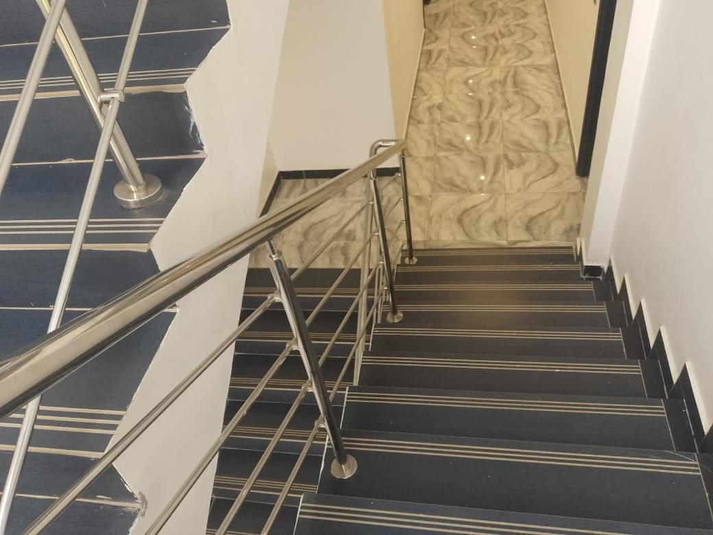 Water Pavilion Hotel Keroka Екстер'єр фото