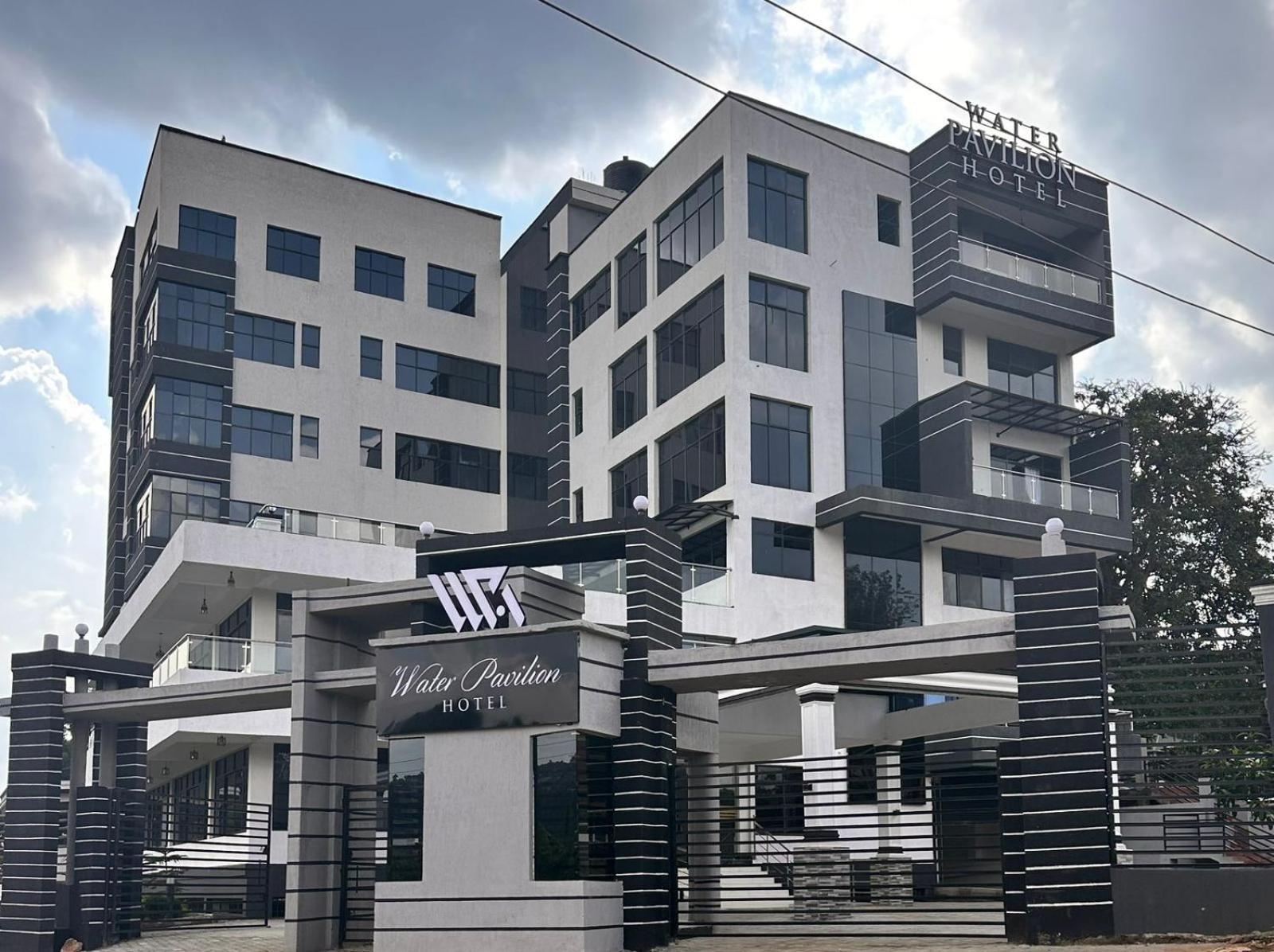 Water Pavilion Hotel Keroka Екстер'єр фото