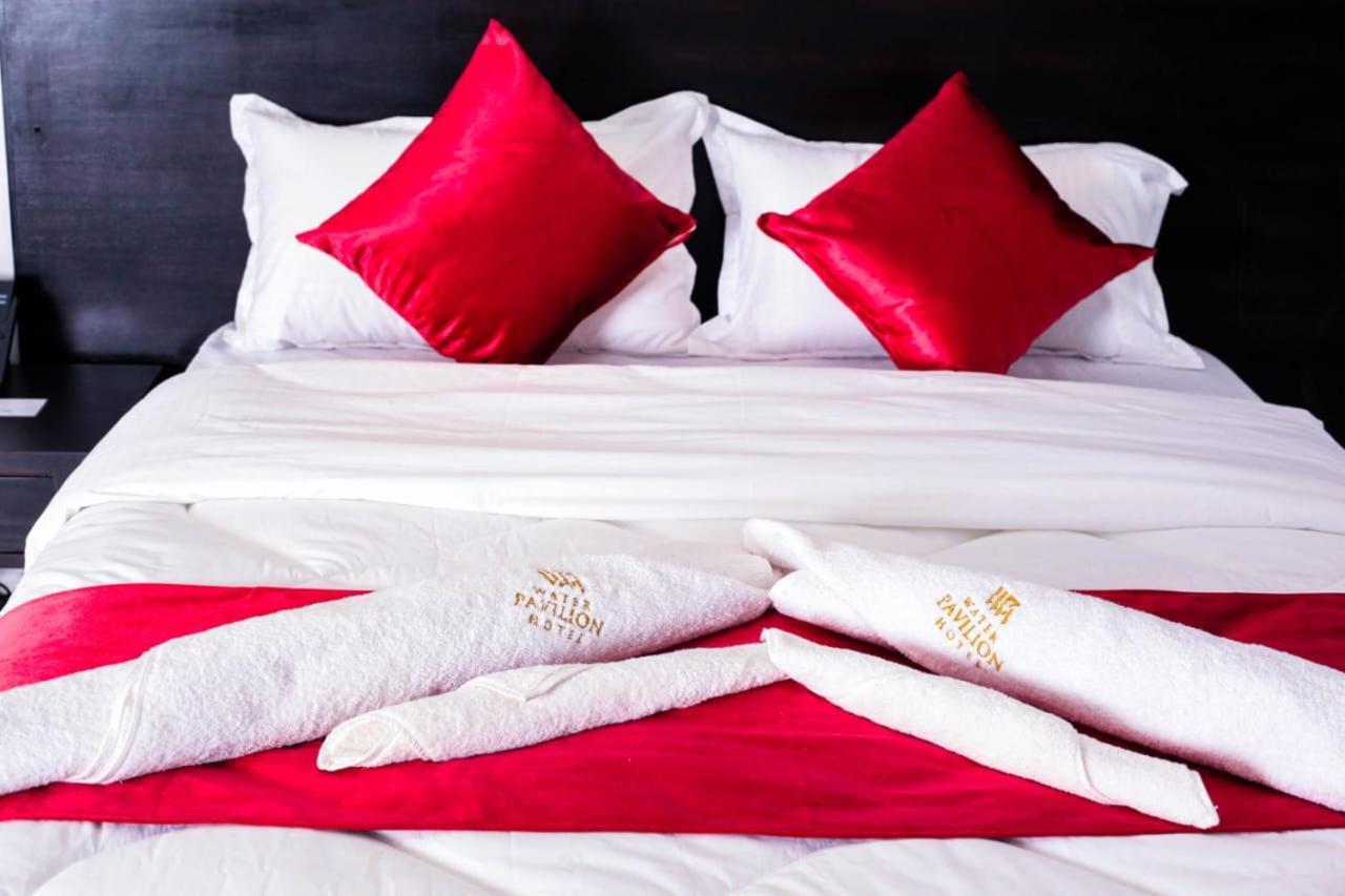 Water Pavilion Hotel Keroka Екстер'єр фото